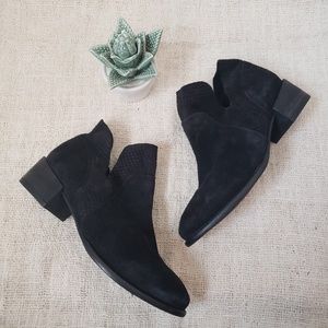 New Seychelles Split Shaft Black Suede Bootie